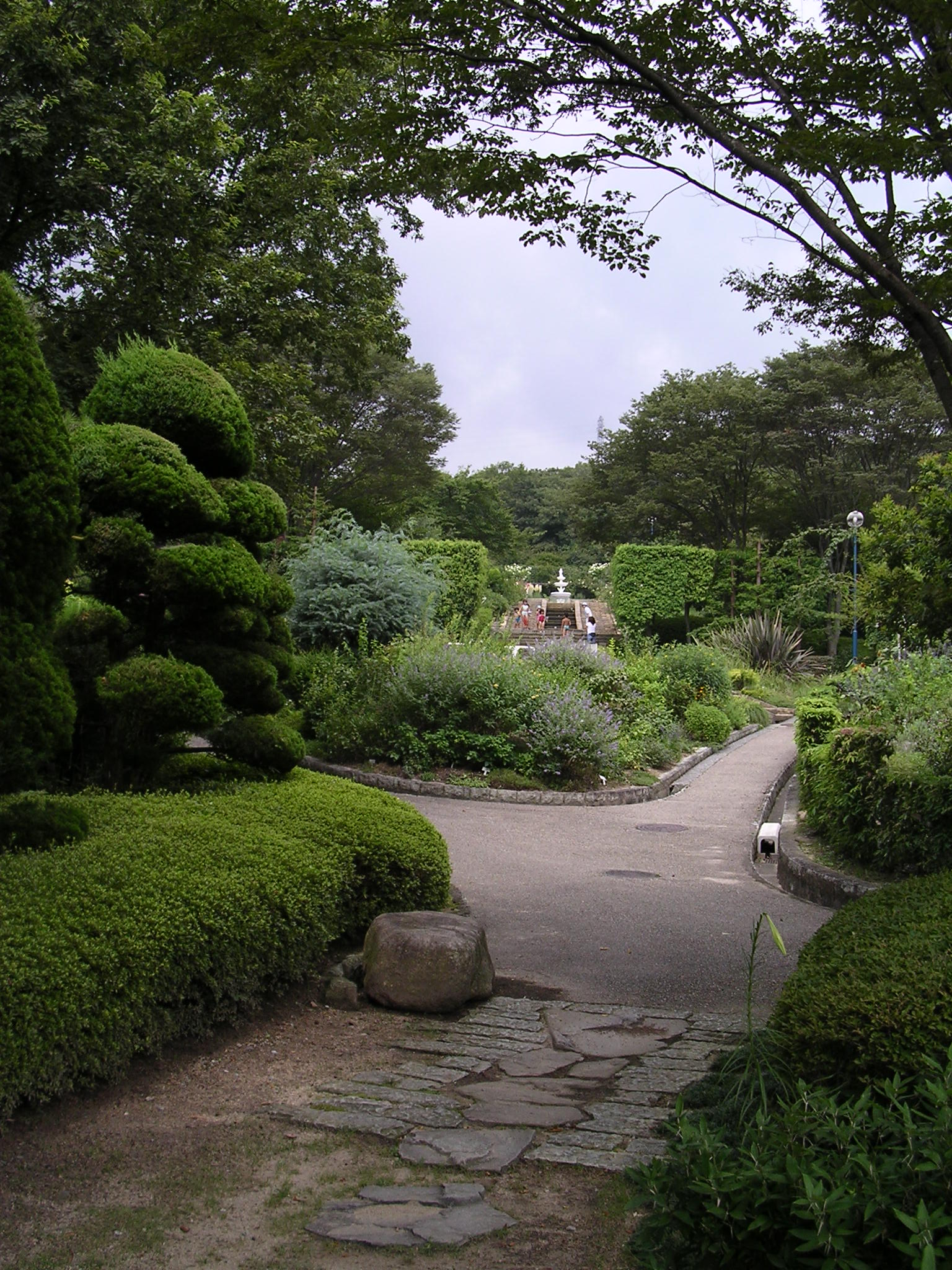 nishbotanclgrdns.jpg